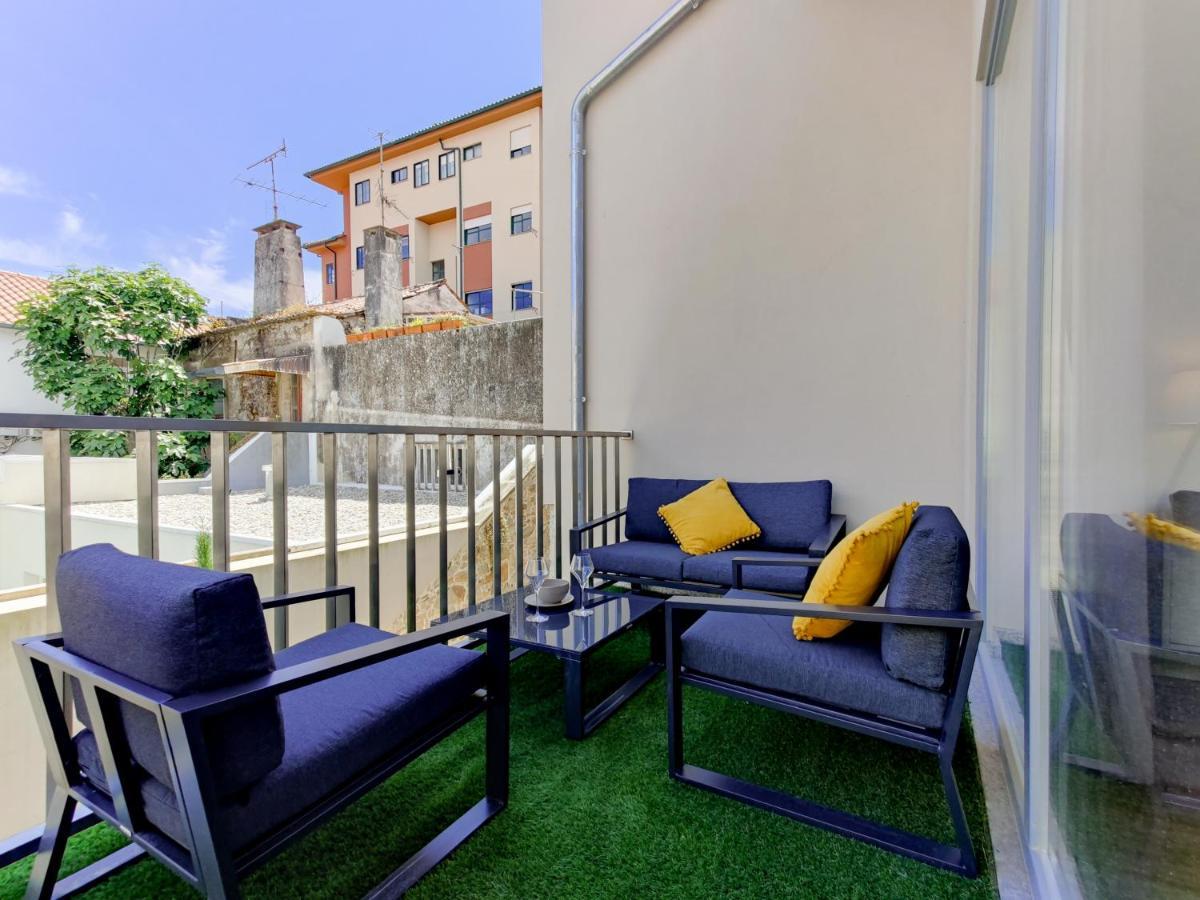 Coutinho Apartment - Modern Ap In The City Centre With Balcony Віана-ду-Каштелу Екстер'єр фото